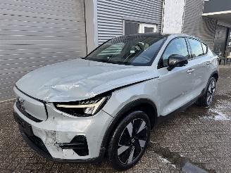 Voiture accidenté Volvo C-40 C40 Single Motor Extended Range Plus Dark 2023/10