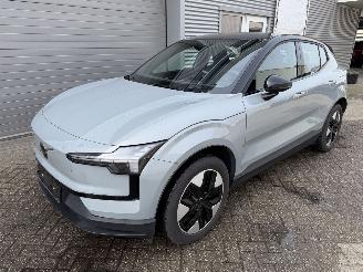 škoda osobní automobily Volvo EX30 EX30 Single Motor Plus start en rijd 2024/5