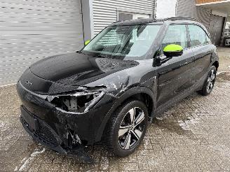 uszkodzony samochody osobowe Smart Forfour Smart #1 66 kWh PREMIUM Autom. start en rijd 2024/10
