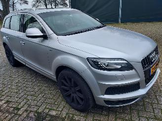 damaged passenger cars Audi Q7 3.0 TDI Proline S Quattro Automaat 2012/3