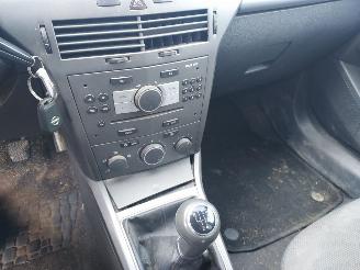 Opel Astra GERESERVEERD  1.6 + Apk picture 5