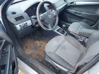 Opel Astra GERESERVEERD  1.6 + Apk picture 6
