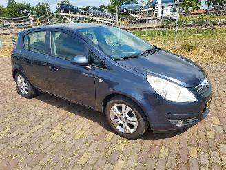 Avarii autoturisme Opel Corsa 1.4i  5 deurs + apk 2009/10