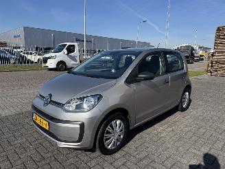krockskadad bil auto Volkswagen Up! 1.0 BMT 44Kw AIRCO Euro6 2019/5