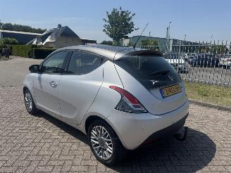 Lancia Ypsilon 0.9 TwinAir Silver 63Kw AIRCO picture 3