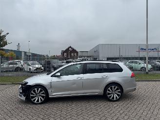 Volkswagen Golf 1.6 TDI DSG Highline picture 5