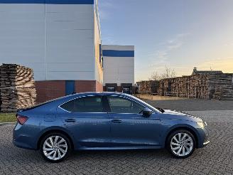 Skoda Octavia 1.5 TSI 150Pk  Navi picture 8