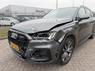 Audi Q7 55 TFSI e Quattro picture 9