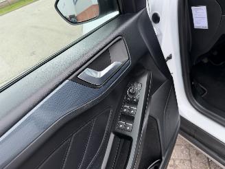 Ford Focus 1.0 Ecoboost Hybrid ACTIVE X picture 10