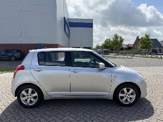 Suzuki Swift 1.3 Shogun 68Kw AIRCO picture 5