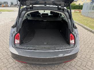 Opel Insignia 1.4 Turbo 103 kw Sports Tourer picture 14