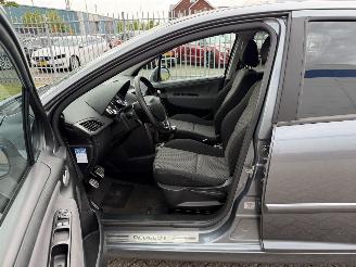 Peugeot 207 1.6 VTi Sportium AIRCO picture 10