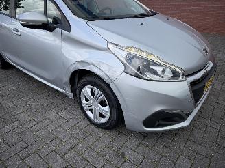 Peugeot 208 1.2 60kw Euro6 - Airco - Navi picture 25