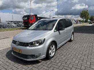 uszkodzony samochody osobowe Volkswagen Touran 1.4 TSI HighLine 7 Persoons Clima 2011/12