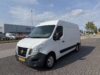 damaged commercial vehicles Nissan Nv400 2.3 DCI L2-H2  LAADKLEP 2015/11