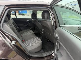 Opel Insignia 1.4 T  140Pk Clima - Navi picture 20