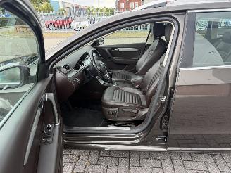 Volkswagen Passat 1.6 TDI 77kw Highline Navi Clima picture 11