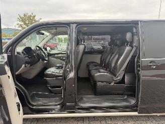 Volkswagen Transporter 2.0 TDI DC Highline 2x schuifdeur picture 11