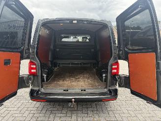 Volkswagen Transporter 2.0 TDI DC Highline 2x schuifdeur picture 14