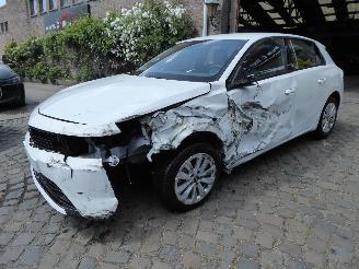 Damaged car Opel Astra Edition 2024/1