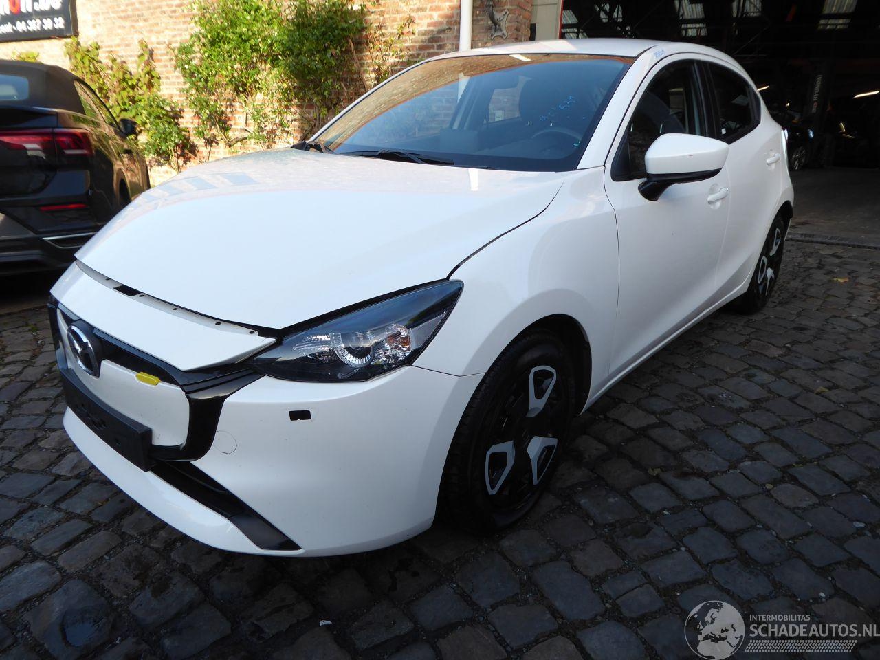 Mazda 2 Center-Line Hybrid Agile