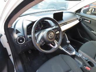 Mazda 2 Center-Line Hybrid Agile picture 9