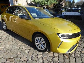 Opel Astra L Edition Enjoy picture 3