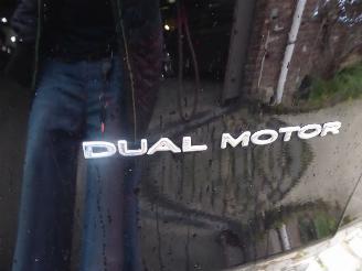 Tesla Model Y Long Range Dual AWD picture 12