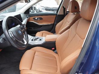 BMW 3-serie 320e Hyb picture 9