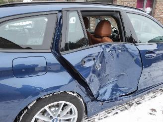 BMW 3-serie 320e Hyb picture 6