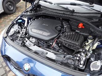 BMW 1-serie 116 d Advantage picture 10