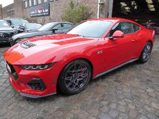 krockskadad bil auto Ford Mustang Fastback 5.0 Ti-VCT V8 328 kW GT 2025/9