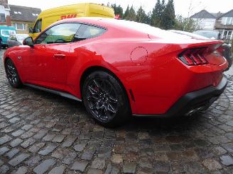 Ford Mustang Fastback 5.0 Ti-VCT V8 328 kW GT picture 13