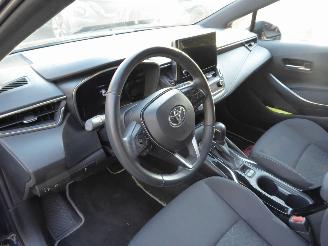 Toyota Corolla Hybrid picture 12