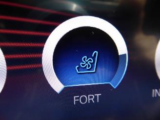 BMW iX 40 xDrive Sport picture 44