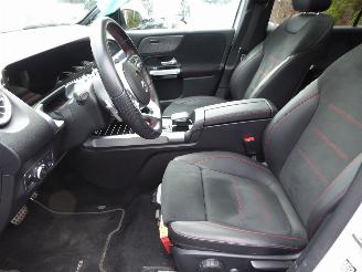 Mercedes EQB 350 4Matic AMG Line picture 14