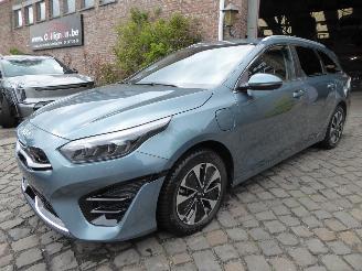skadebil auto Kia Cee d SW Hybrid PHEV 2024/6