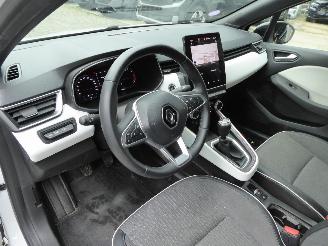Renault Clio Techno picture 14