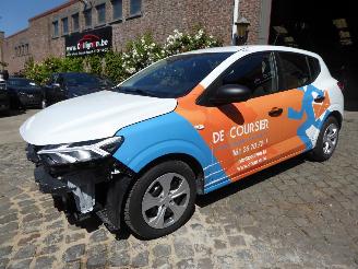Schadeauto Dacia Sandero Comfort 2025/10