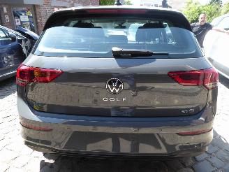 Volkswagen Golf Life picture 6