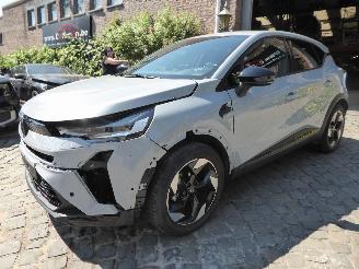 Vaurioauto  passenger cars Renault Captur II Techno 2025/5
