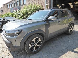 Vaurioauto  passenger cars Dacia Duster III ECO-G 100 Journey 2025/1