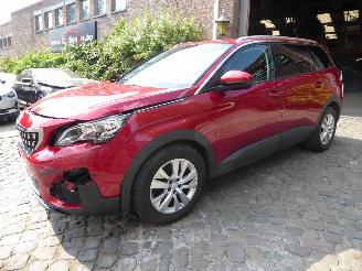 Coche accidentado Peugeot 5008 Active 2020/10
