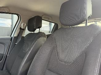 Renault Clio 1.5 dCi ECO Expression Navi Airco picture 8