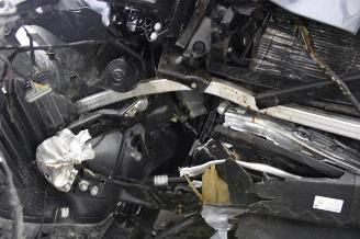 BMW iX1  picture 9