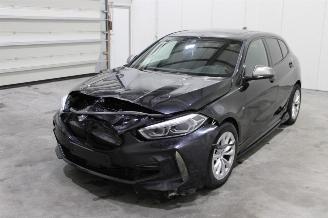 Unfallwagen BMW 1-serie 118 2020/9