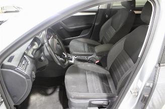 Skoda Octavia  picture 11