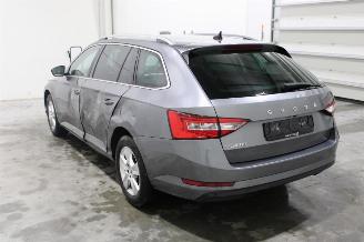 Skoda Superb  picture 4