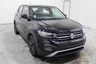 Volkswagen T-Cross  picture 2