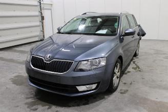 disassembly passenger cars Skoda Octavia  2015/4